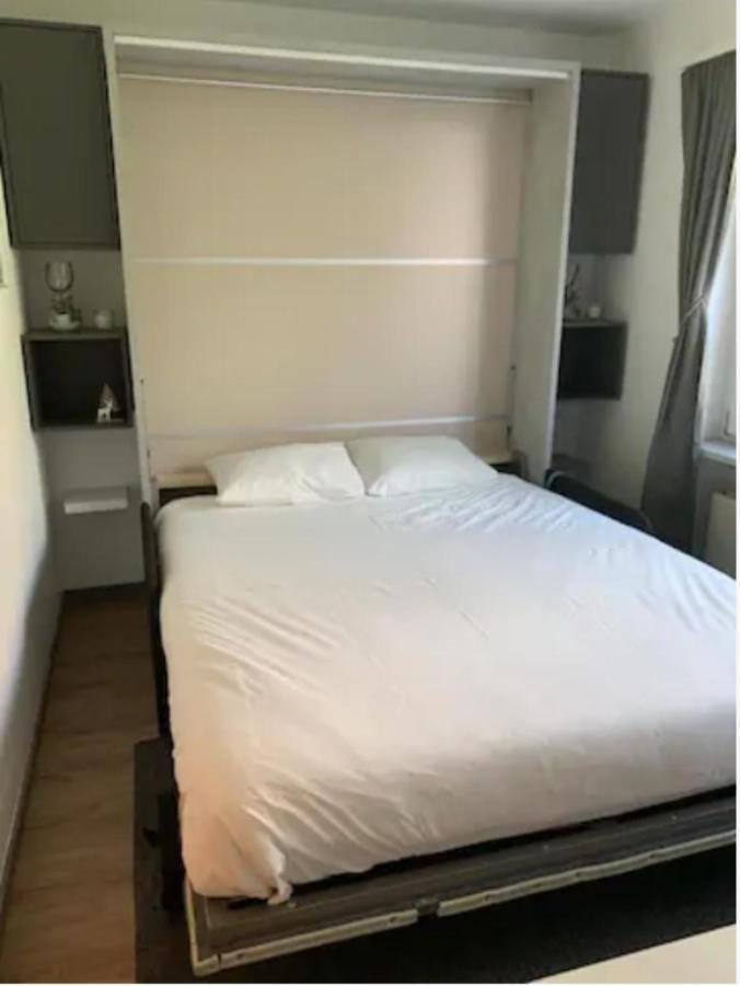 Lovely 1-Bedroom Vacation Studio Apartment With Pool And Sauna Laax Luaran gambar