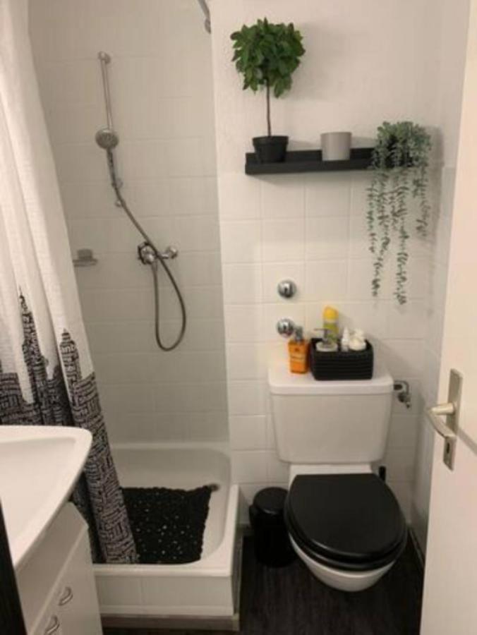 Lovely 1-Bedroom Vacation Studio Apartment With Pool And Sauna Laax Luaran gambar