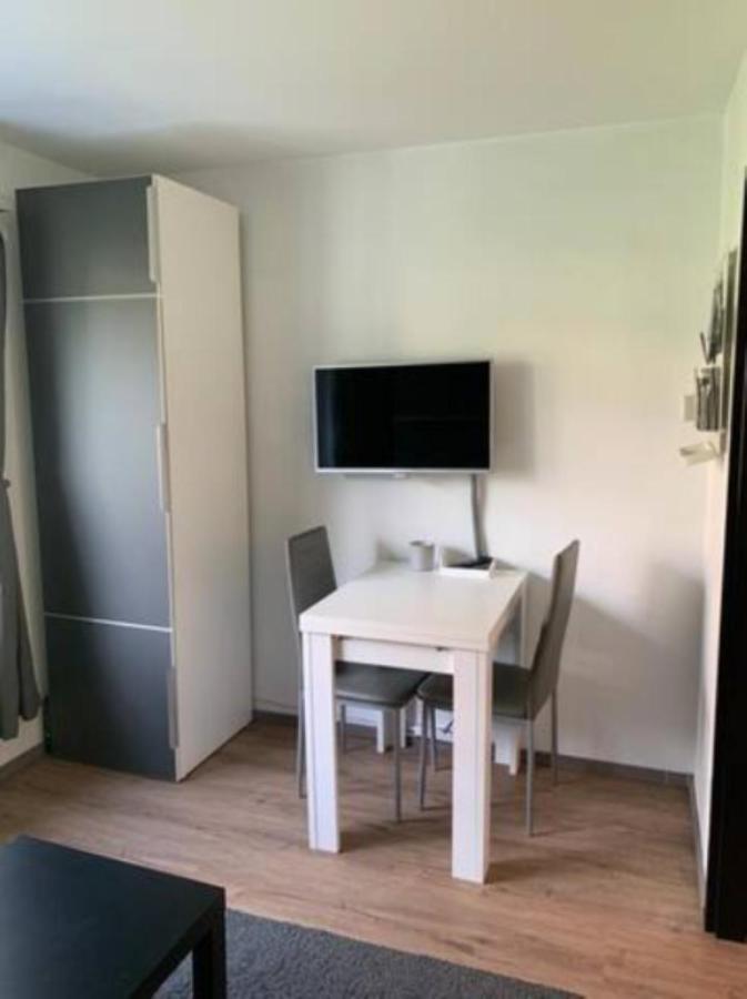 Lovely 1-Bedroom Vacation Studio Apartment With Pool And Sauna Laax Luaran gambar