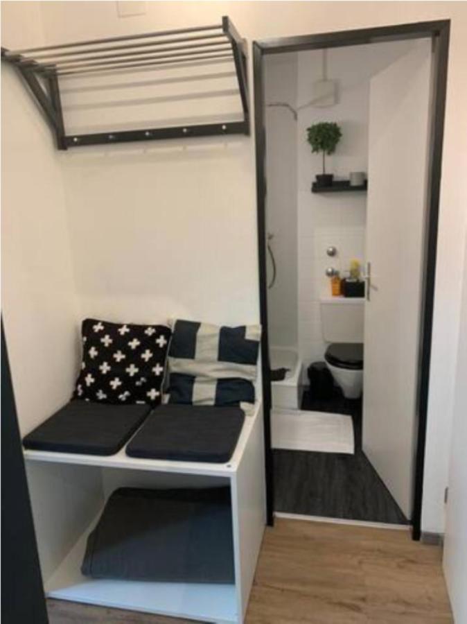 Lovely 1-Bedroom Vacation Studio Apartment With Pool And Sauna Laax Luaran gambar